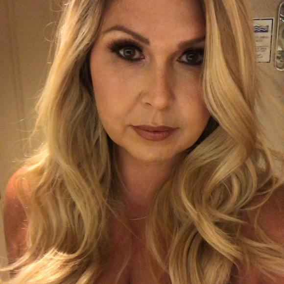 Meet your Posher, Darcie - Picture 1 of 1